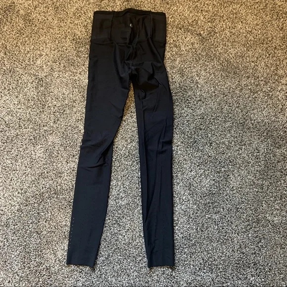 Lululemon Zoned In High Rise Tight 27" - Picture 2 of 4